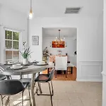 Updated Area With Hot Tub Near Your Perfect Retreat Holiday home Charlotte