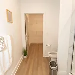 Apartment Beautiful In Concord With Swimming Pool And Gymn
