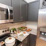 Beautiful In Concord With Swimming Pool And Gymn Apartment Charlotte