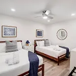 Holiday home River's Edge Charlotte