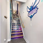 Queen City's Den Nest Uptown * Charlotte