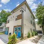 Queen City\'S Den Nest Uptown