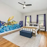 Queen City's Den Nest Uptown