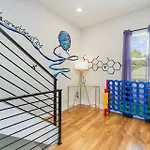 Queen City's Den Nest Uptown * Charlotte