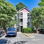 Half Mi To Bank Of America Stadium Uptown Condo!