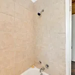 2 Mi To Center City: North End Holiday home *