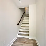 2 Mi To Dtwn Charlotte: Unit W/ Rooftop Deck! Holiday home *