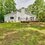 10 Mi To Uptown Charlotte Family Home With Backyard