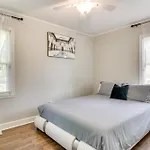 < 2 Mi To Uptown Charlotte: W/ Large Yard!