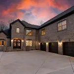 Charlotte Acres Retreat