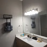 Stylish 1br Uptown *