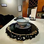 Stylish 1br Uptown *