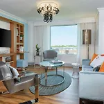 Renaissance Charlotte Southpark Hotel