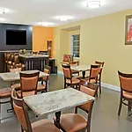 Microtel Inn By Wyndham University Place