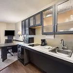 Hotel Sonesta Simply 3*