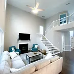 Holiday home Disconnect At With Great Surroundings In Charlotte, North Carolina Charlotte