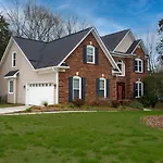 Disconnect At With Great Surroundings In Charlotte, North Carolina * Charlotte