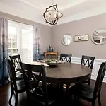 Holiday home Disconnect At With Great Surroundings In Charlotte, North Carolina Charlotte