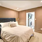 Cozy With Swimming Pool In Charlotte, North Carolina Holiday home Charlotte