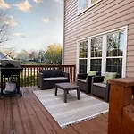 Disconnect At With Great Surroundings In Charlotte, North Carolina Charlotte