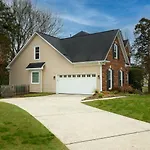 Disconnect At With Great Surroundings In Charlotte, North Carolina