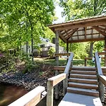 Embrace Nature In Lakefront With Fire Pit In Charlotte, North Carolina *