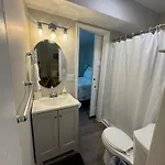 Holiday home 4-beds, 2-bath, Old Charm, Updated Comfort