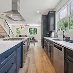 Luxury Build - King Beds - Minutes To Uptown * Charlotte