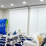 Comfort Escape, Rooms In Charlotte Shared Common Spaces