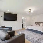 Luxury Build - King Beds - Minutes To Uptown