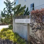 Modern 1Br Condo Stylish Stay Near Uptown Clt