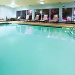 Holiday Inn Express Arrowood By Ihg