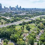 Cozy 3br - Views - Firepit -football Charlotte