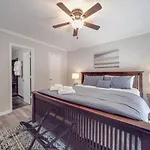 Cozy 3br - Views - Firepit -football Holiday home *