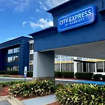 Hotel Express By Marriott South End 3*