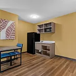 Hawthorn Suites by Wyndham Charlotte/Executive Park