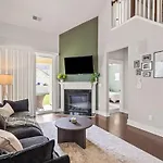 Modern Upscale Farmhouse- In Uptown Clt! *