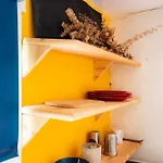 Apartment Adorable Solo-traveler Retreat