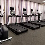 Courtyard By Marriott Northlake 2*