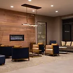 Courtyard By Marriott Northlake Hotel 2*
