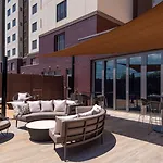 Courtyard By Marriott Northlake Hotel 2*
