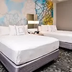Courtyard By Marriott Northlake Hotel 2*