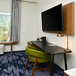 Hotel Fairfield & By Marriott Research Park