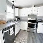 Holiday home Splendid With Fire It And Backyard In Nc *