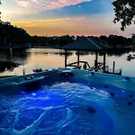 Embrace Nature In Lakefront With Fire Pit In Charlotte, North Carolina * Charlotte