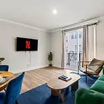 Holiday home Luxe King 3br Townhouse -mins To Uptown Clt *