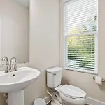 Luxe King 3br Townhouse -mins To Uptown Clt Holiday home Charlotte