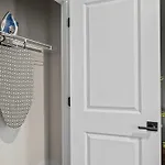 Luxe King 3br Townhouse -mins To Uptown Clt Charlotte