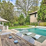 Stunning Charlotte Home Private Pool!