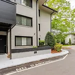 Spacious 2Br 2Ba Steps From Hospitals And Uptown Charlotte Minimum Stay 15 Days Or More